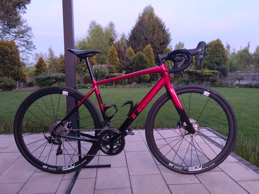 Trek Domane gen5 Shimano 105 hydraulika r.54