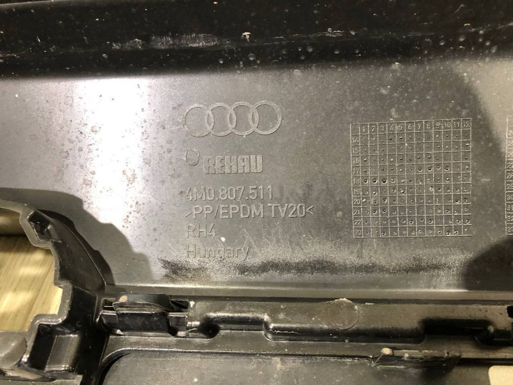 Бампер задний Audi Q7 S line 4M0 / 2024 2025 2026 г./