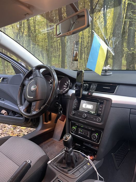 Skoda Superb продам власний автомобіль