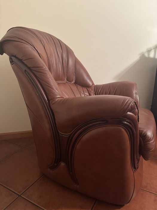 Conjunto de Sofás – 3 lugares + 2 individuais