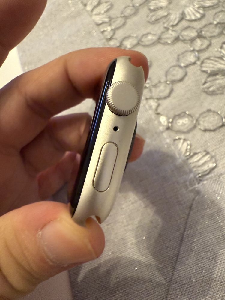 Apple Watch Se 2 gen 44mm beżowy