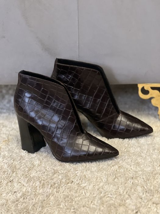 Ботильоны Uterque