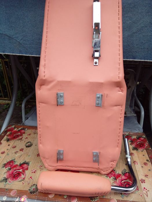 Продам стоматологічне крісло /вживане/ вхорошому стані