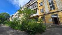 Продається 3 к квартира сталінка Артилерійський пров., 13 цегла ремонт