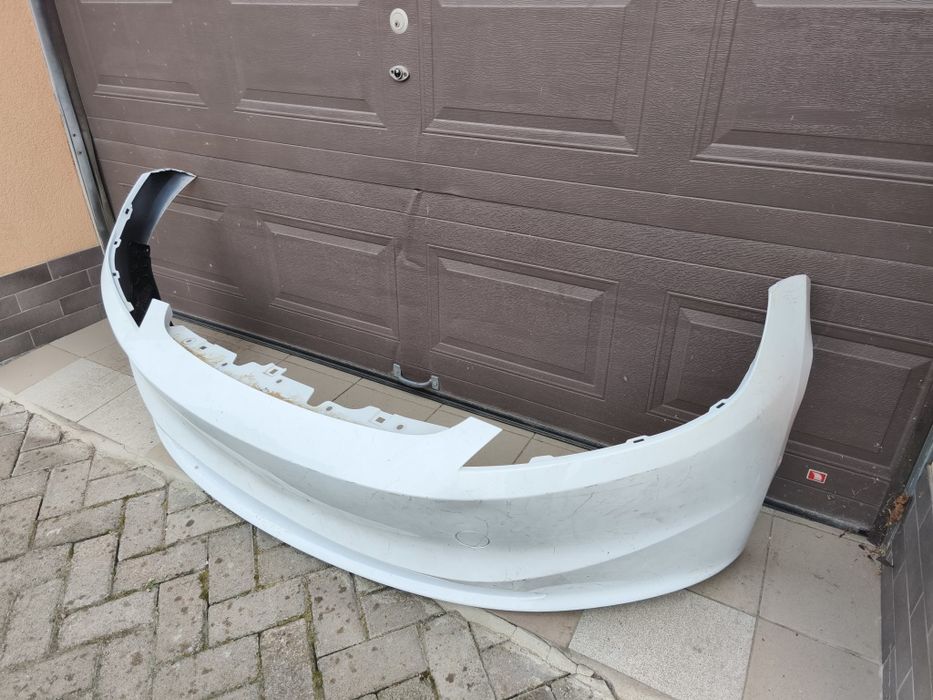 Tesla 3 2024 бампер