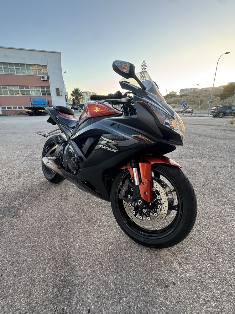 Suzuki gsxr k8 600 impecavel
