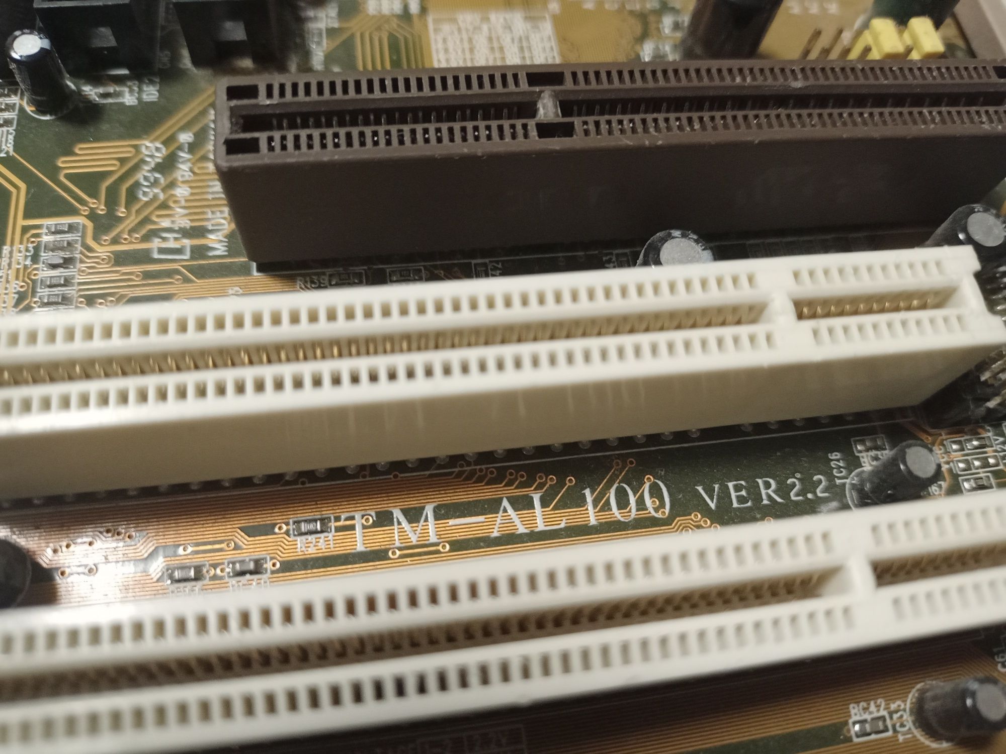 Kolekcja retro płyta Ali tm-al100 socket 7 AMD k6 400mhz