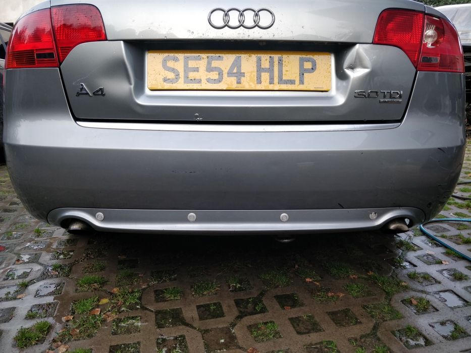 Zderzak tył tylny S-Line PDC ly7g Audi A4 B7