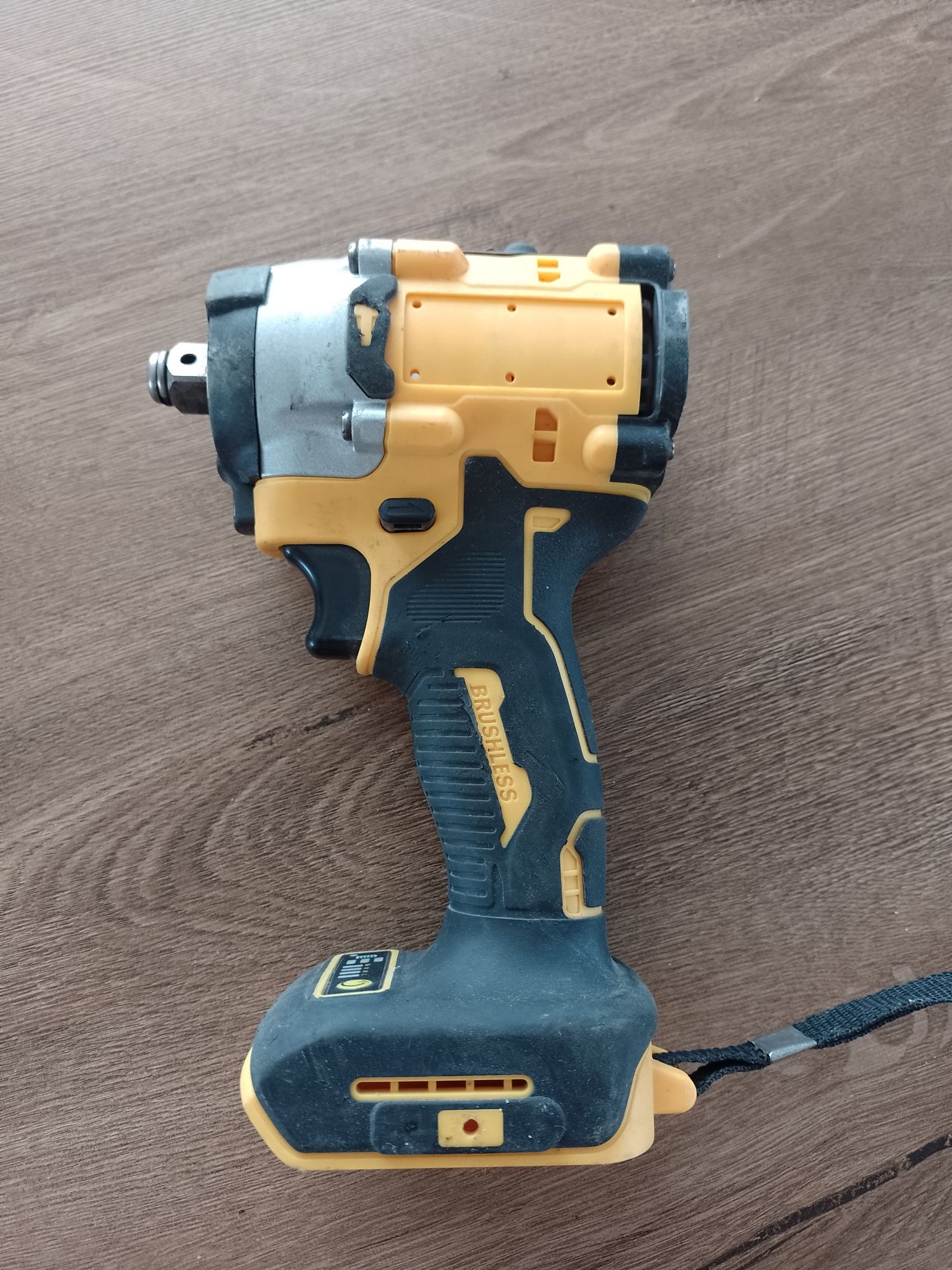 Klucz Dewalt DCF921 zamiennik