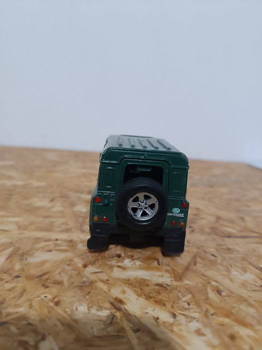 Samochód Land Rover Defender scale 1:31 Hti Toys Car