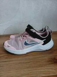 Кросівки Nike для дівчинки 31