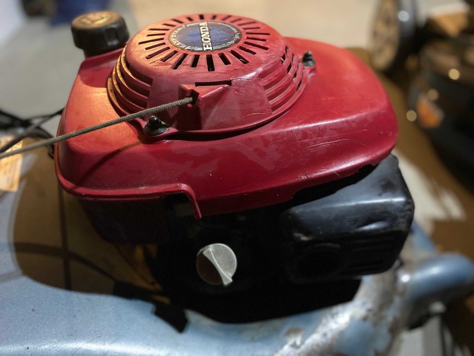 Silnik kosiarka HONDA HRG465C2  2,9kW, kosz na trawę i inne części