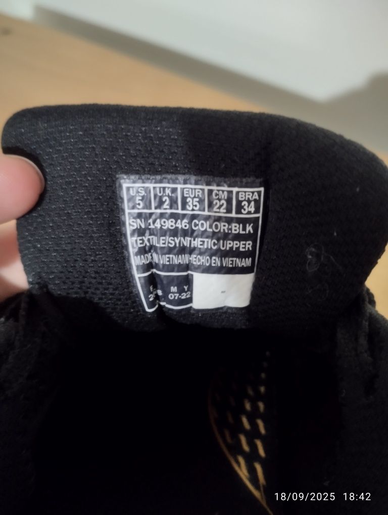 Tênis skechers air cooled