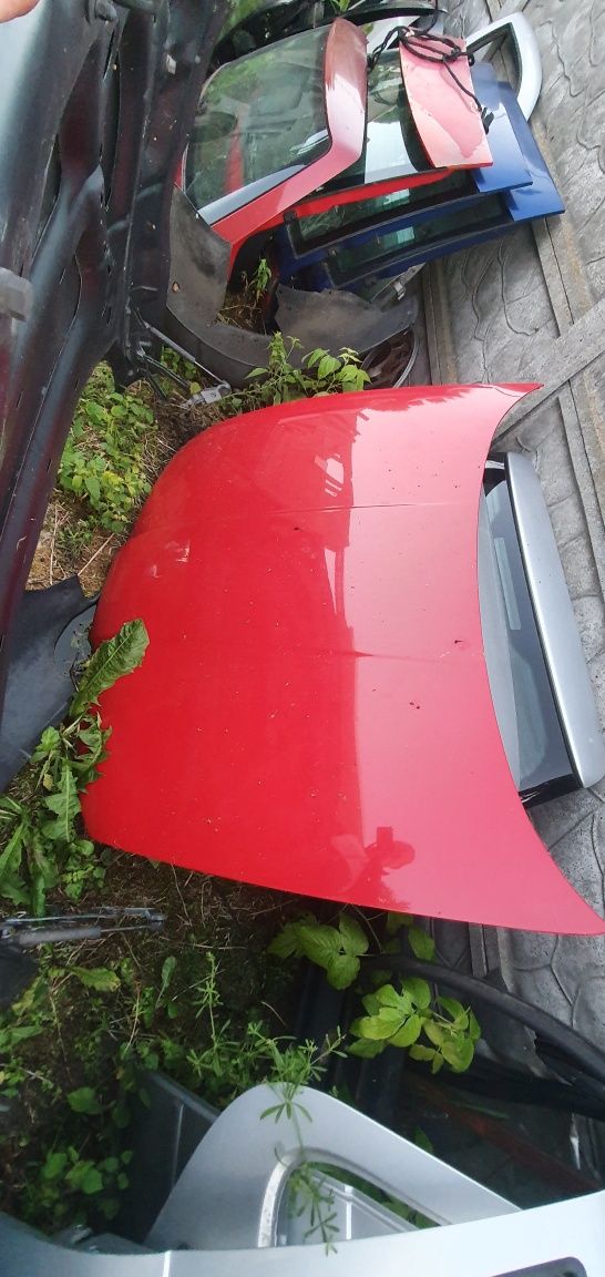 Maska przod  pokrywa silnika Seat leon I czerwona ładna toledo II