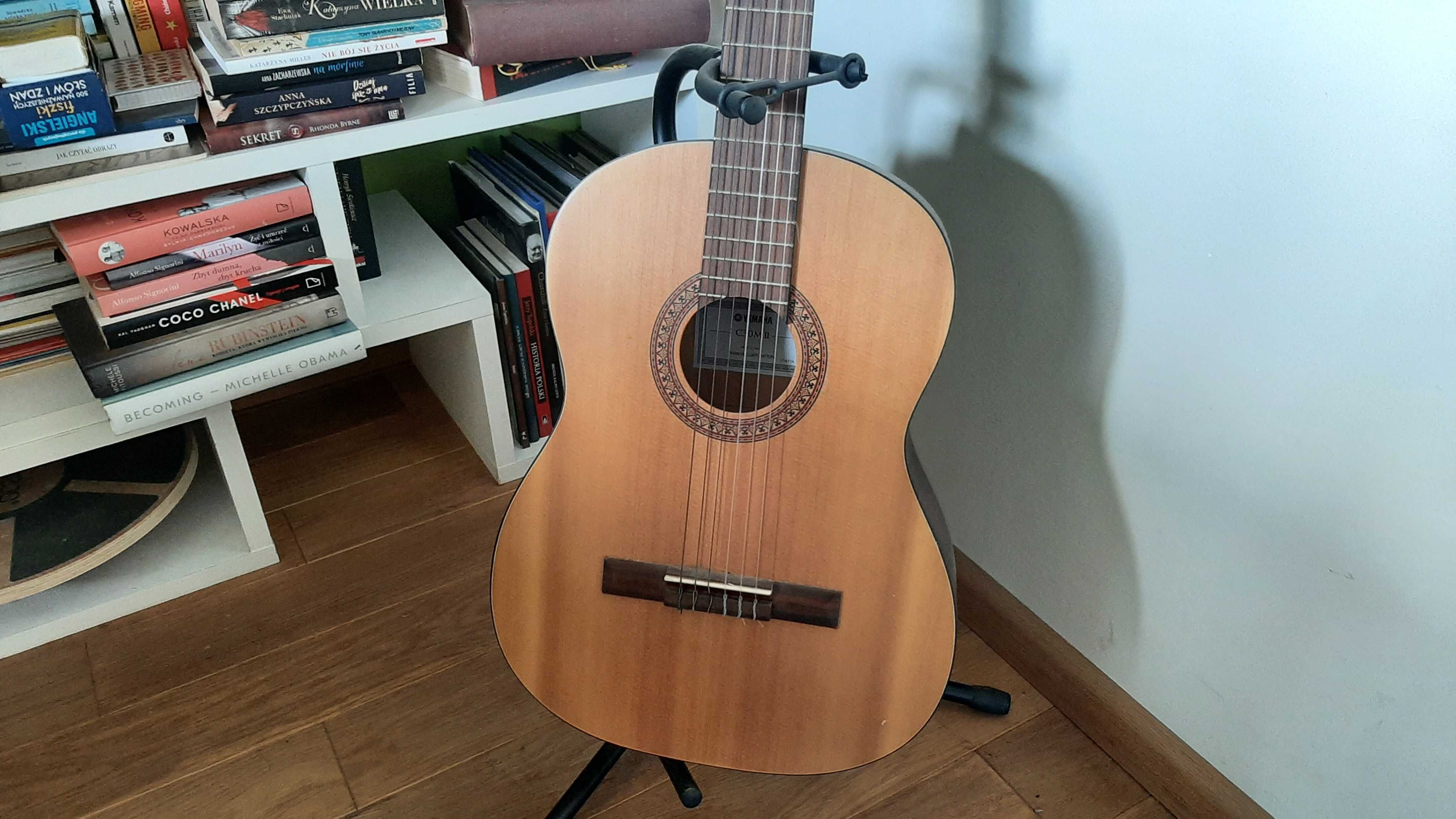 Gitara YAMAHA C30 II + statyw