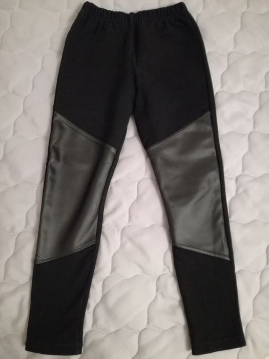 Czarne legginsy, delikatnie ocieplone, skórzane wstawki, r. 116