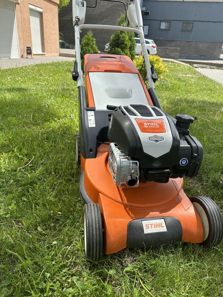 Газонокосарка STIHL RM 545 VM