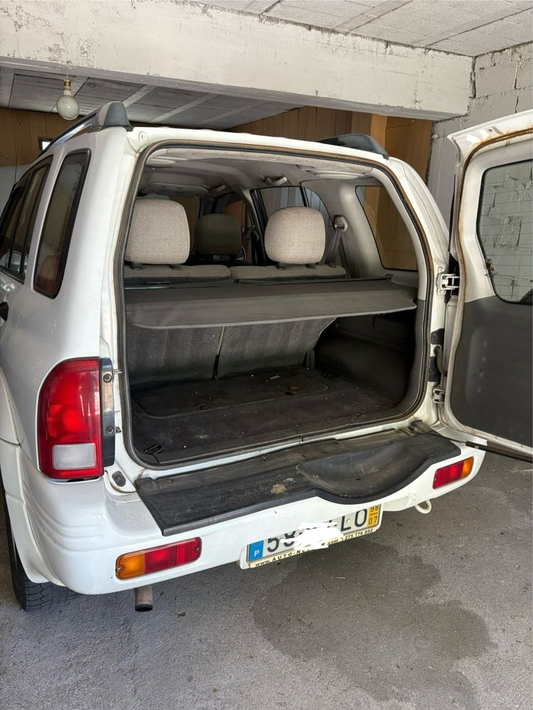 Suzuki Grand Vitara 2.0