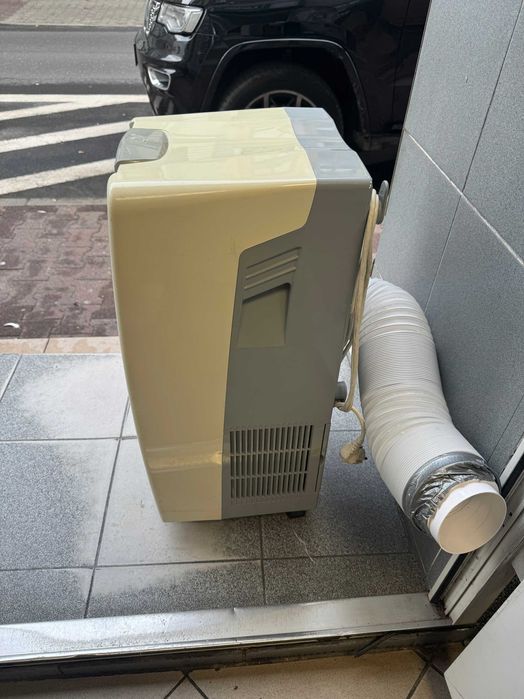 KLIMATYZATOR HYUNDAI HACO-08K od loombard krotoszyn