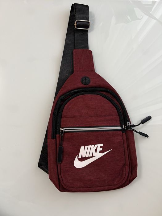 Сумка через плече Nike