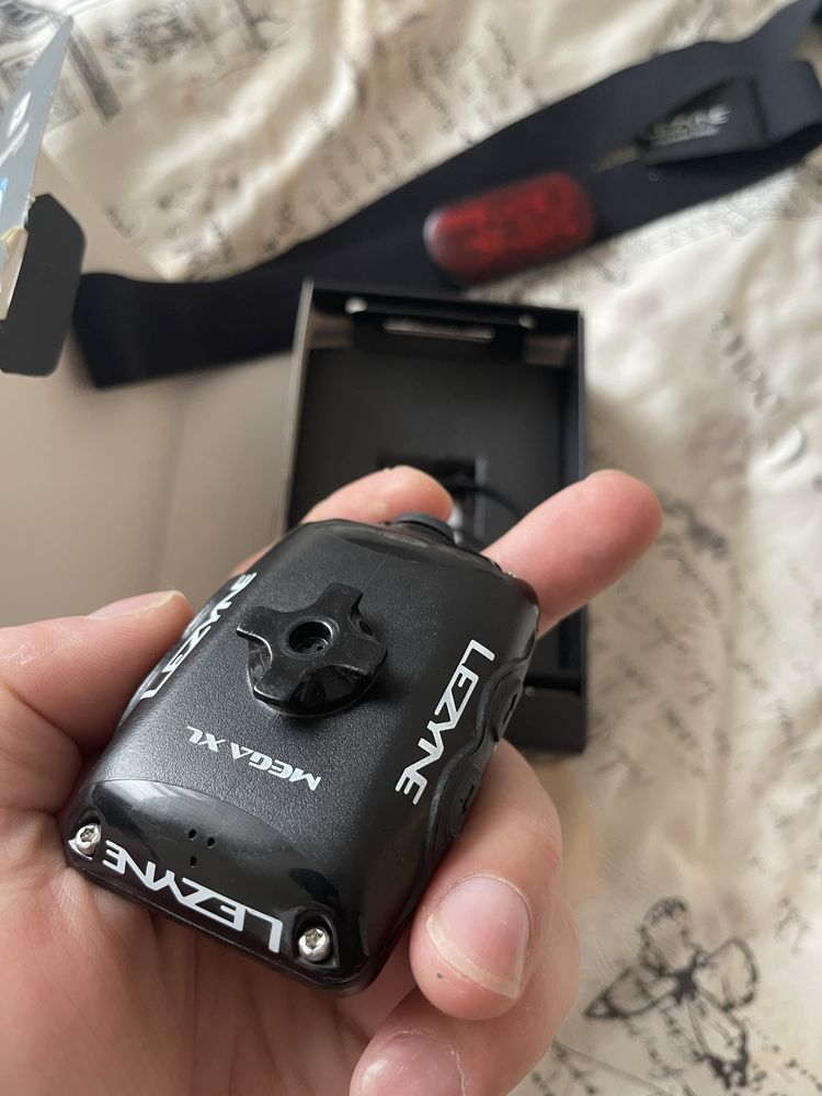 Lezyne Mega xl gps велокомп