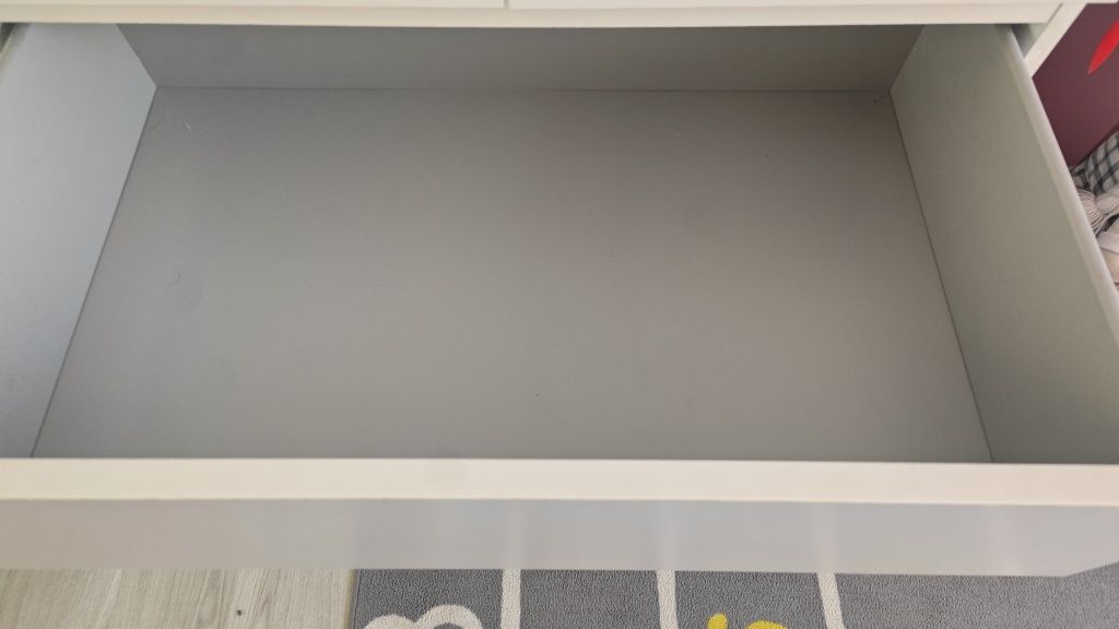 Comoda malm ikea