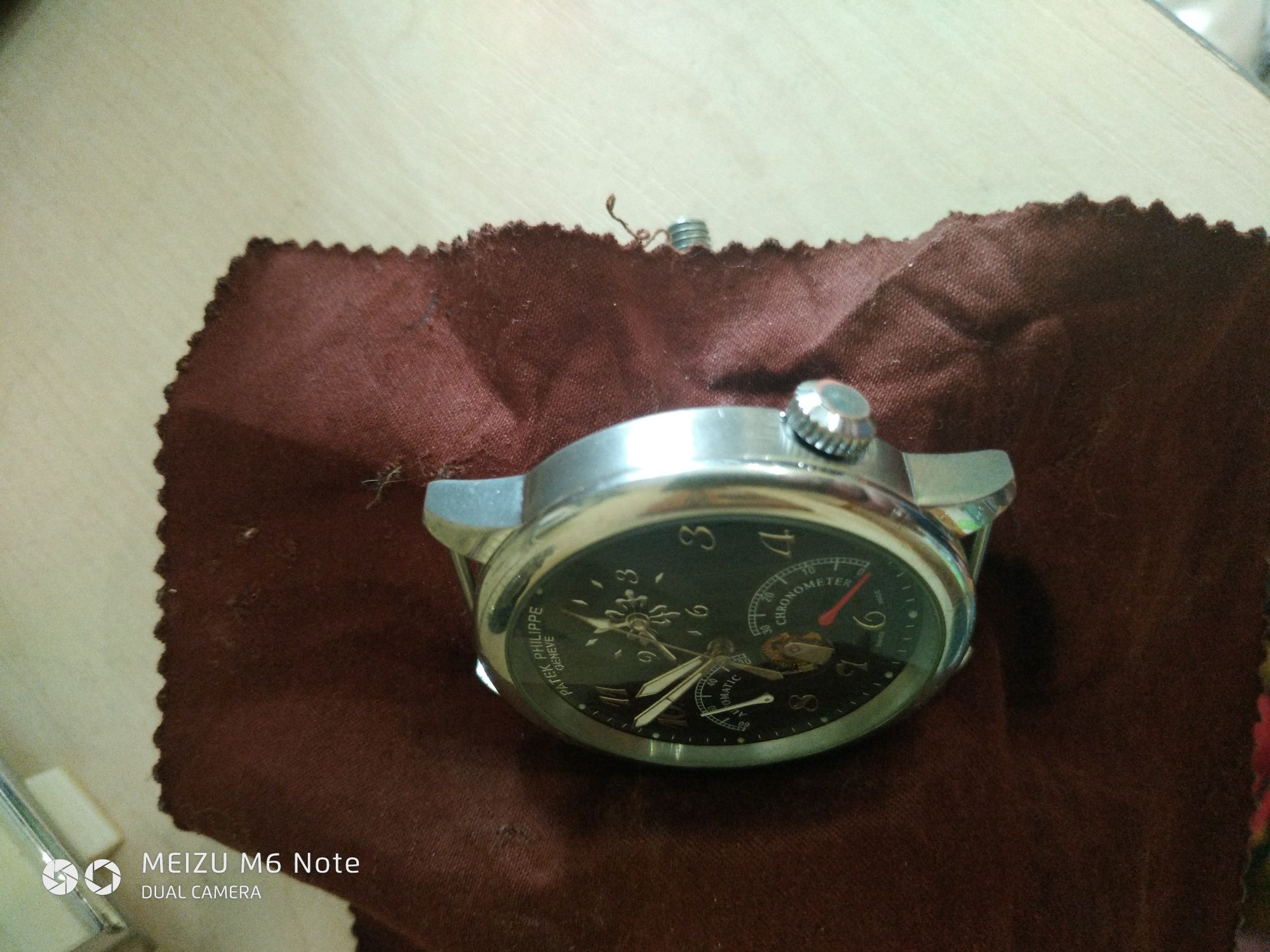 Часы наручные механические Patek Philippe с автоподзаводом.