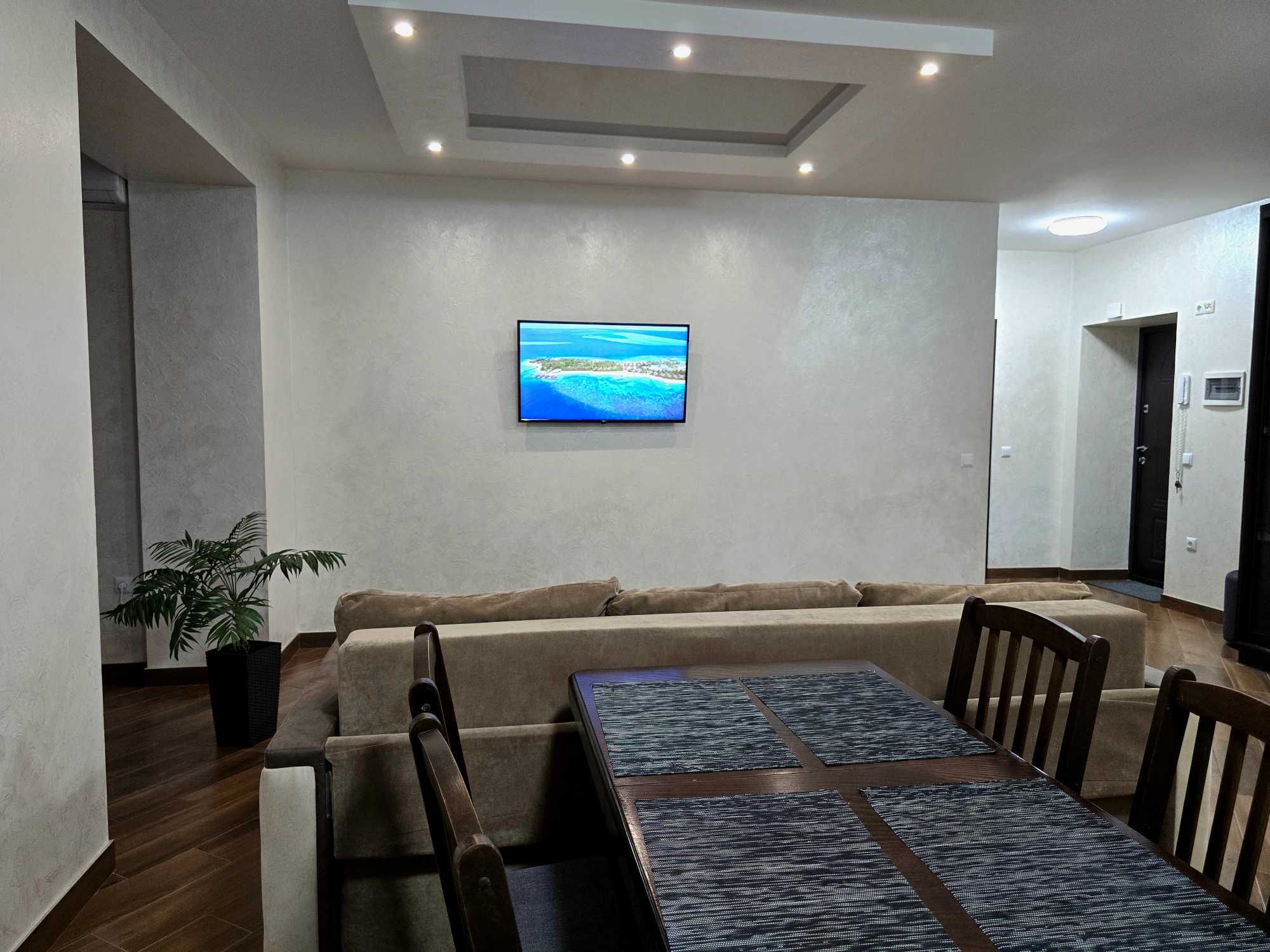 Modern apartment, центр міста, вул. Бельведерська 35