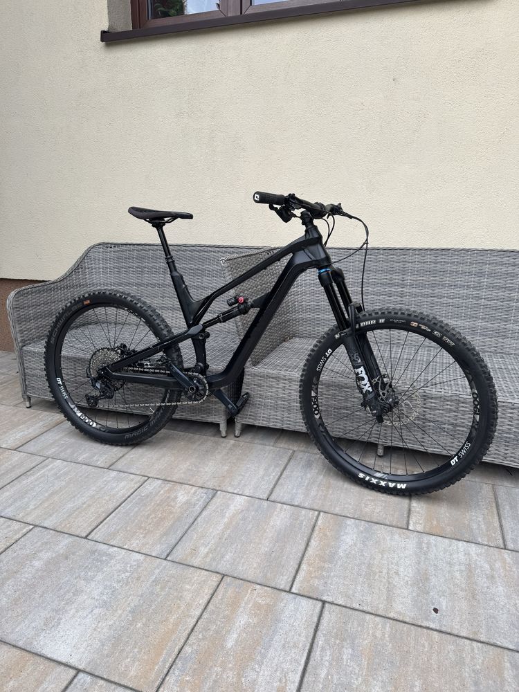 Rower Górski Enduro Canyon Spectral Al 6.0 2021 Full Fox 36
