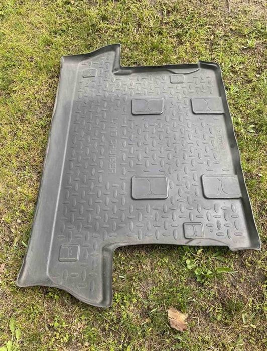 Land cruiser 200 килимки