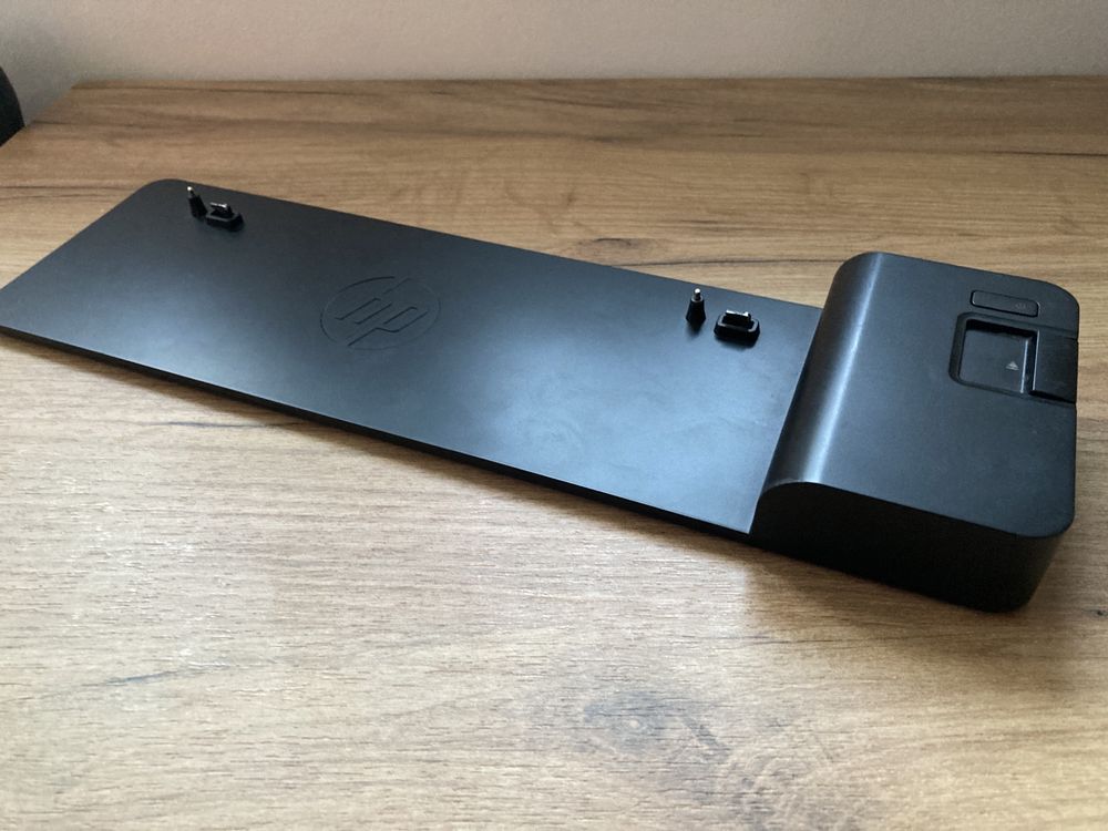 Stacja dokująca HP ultraslim wraz z zasilaczem
