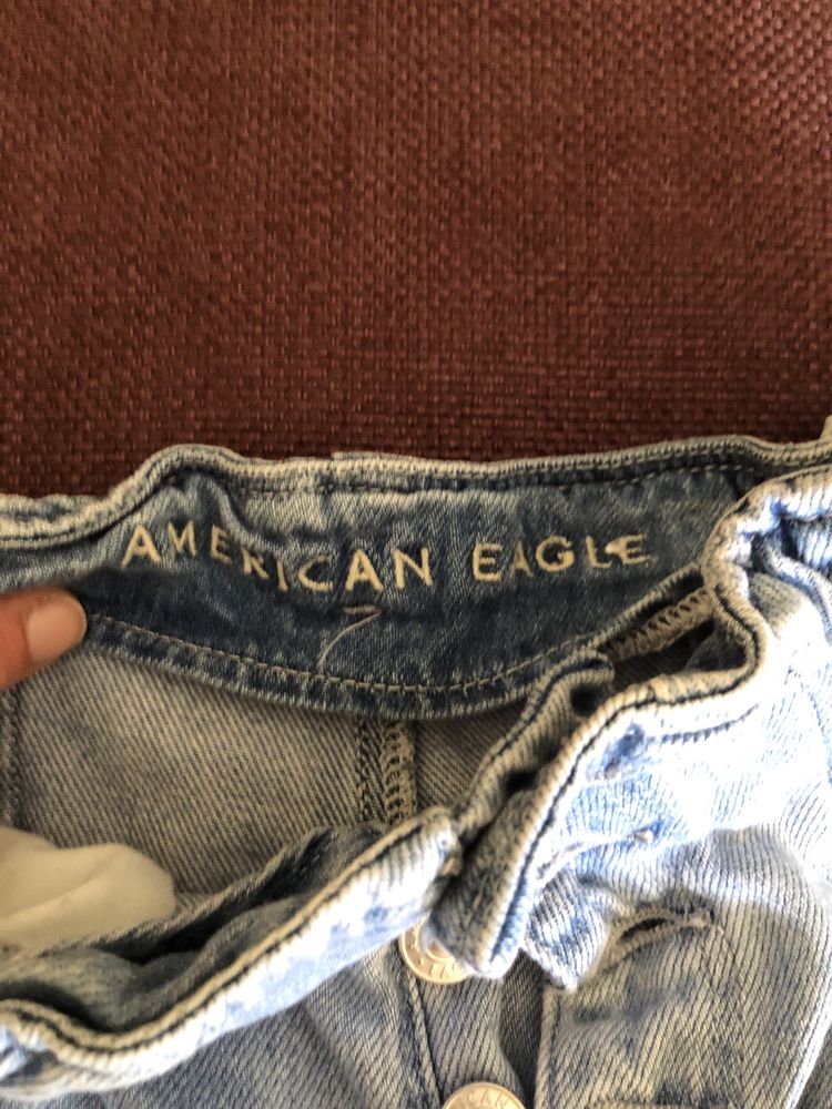 Calçao de ganga American Eagle tam 32