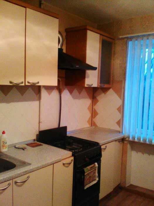 2-х кім кв. вул. Пастерівська. (4 ОКРЕМИХ СПАЛЬНИХ МІСЦЯ) Автостоянка