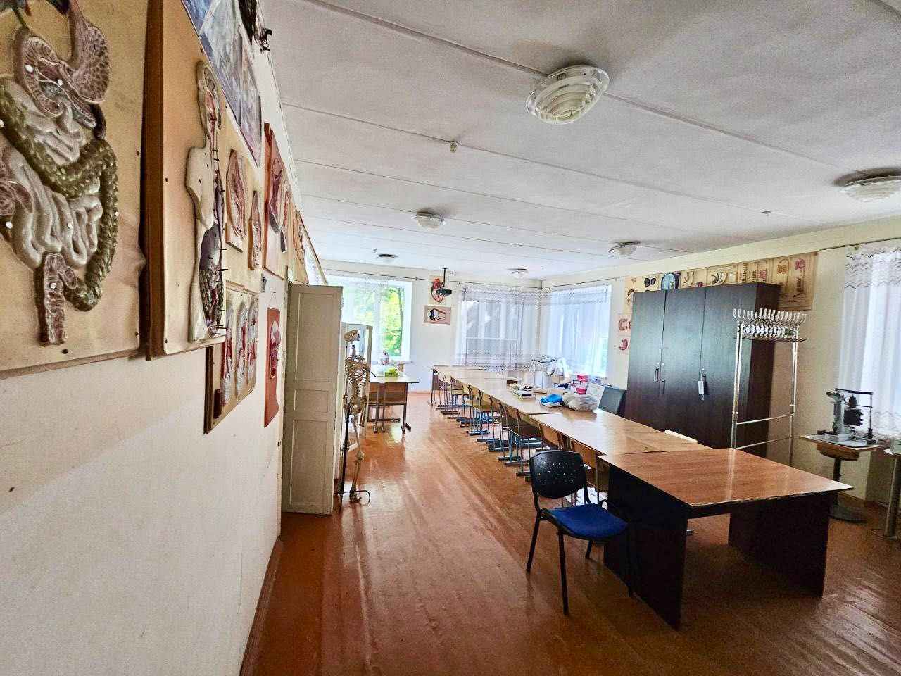 Продам здание 827м 600$\м