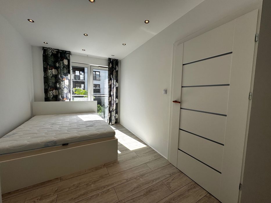 Bez prowizji z miejscem parkingowym ul Poleska 76