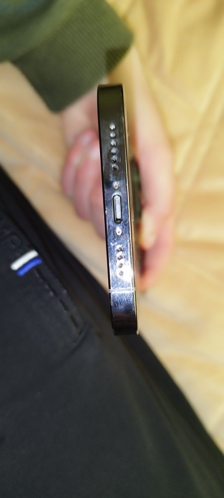 iPhone на запчастини оригінал