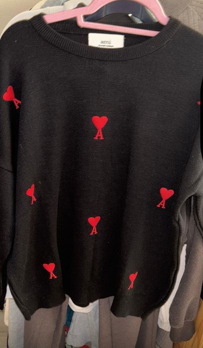 Sweter sweterek serduszka Ami