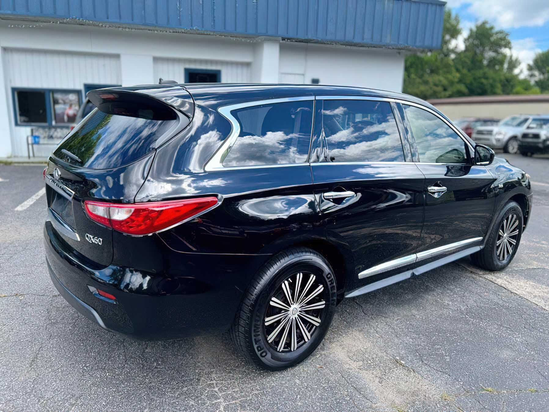 Infiniti Qx60      2015