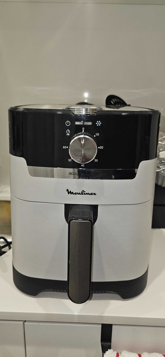 MOULINEX Air Fryer Easy Fry & Grill com acessórios