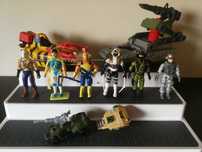 Lote de Figuras e Veículos antigos G.I Joe da Hasbro