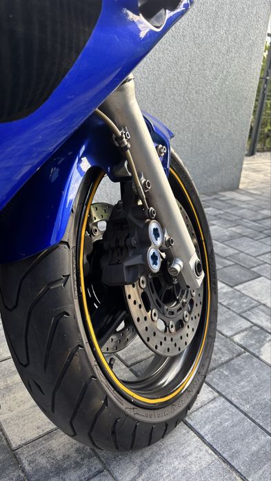 Yamaha R6 RJ03 2001 - świeże opony, nowy aku