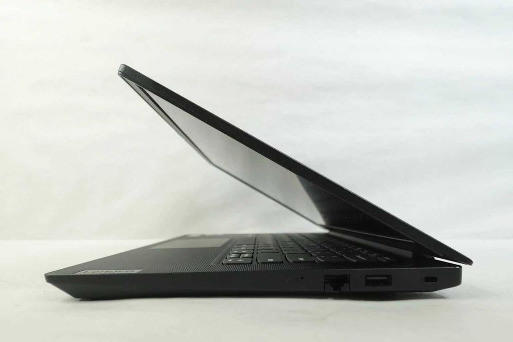 LENOVO V14 G3 ABA | AMD RYZEN 5 5625U | 256GB | 24GB