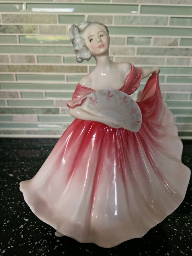 #Royal doulton "ELAINE"