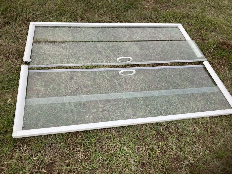 Cabine de duche em vidro em bom estado