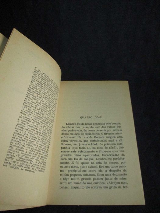 Livro A Flor Vermelha V. Garchine O Livro de Bolso