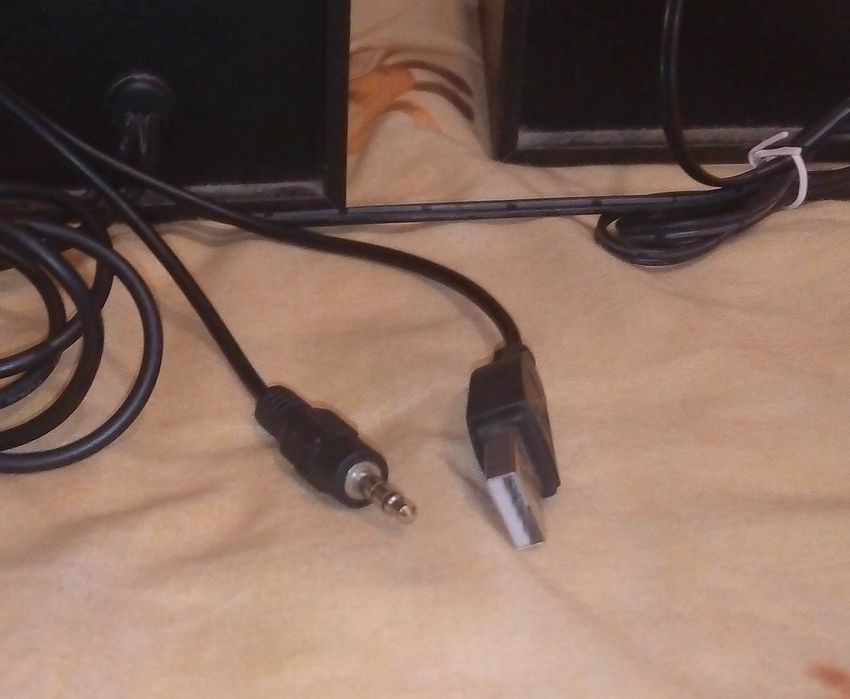 Колонки Genius SP-HF160 USB Деревянные