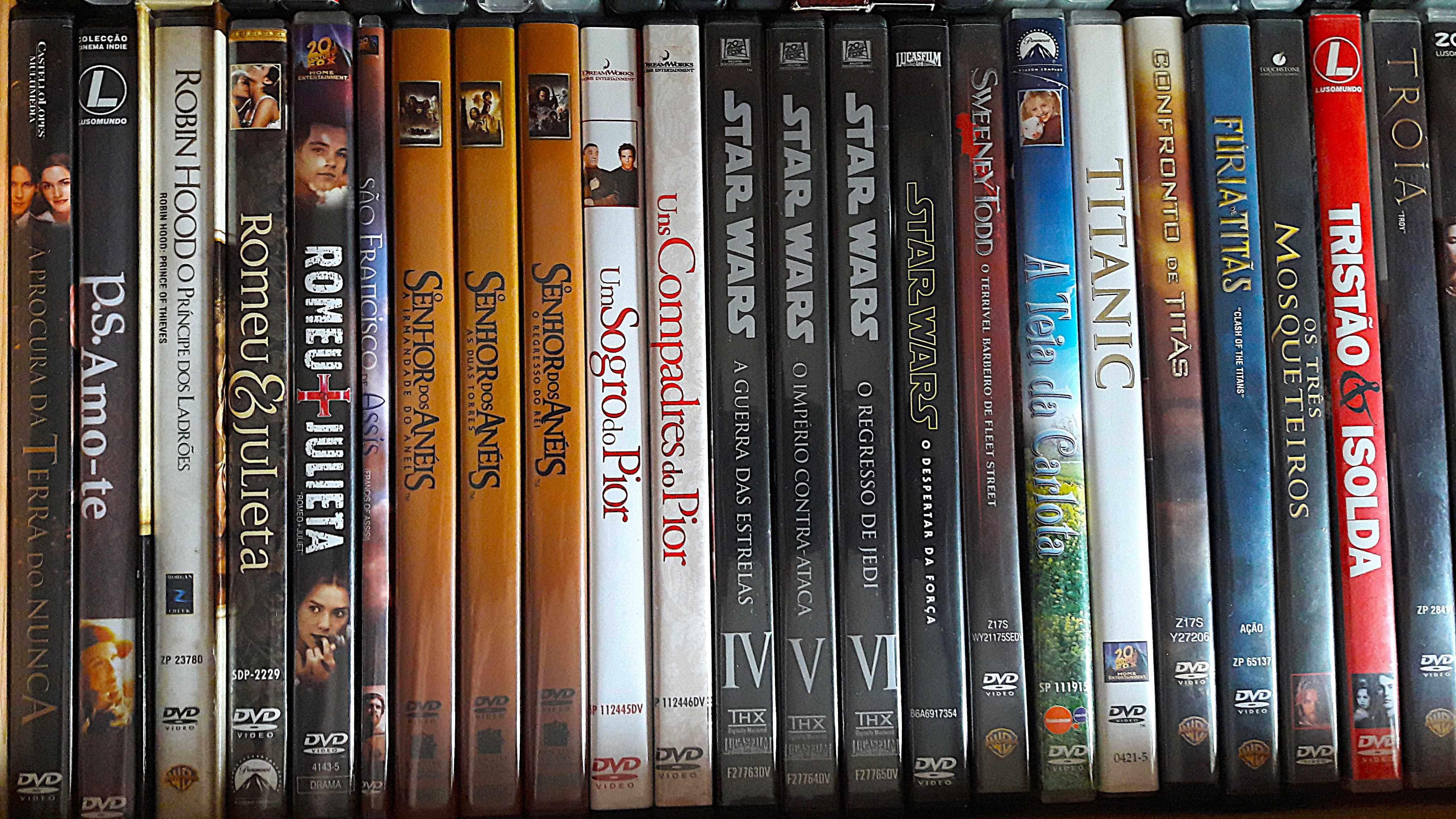 DVDs - Vários títulos de filmes