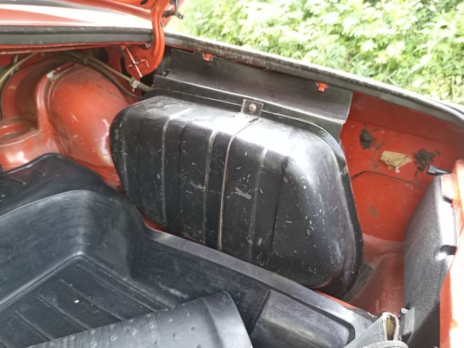 Продам ваз 2105 1984 року не варена не крашина 1.3