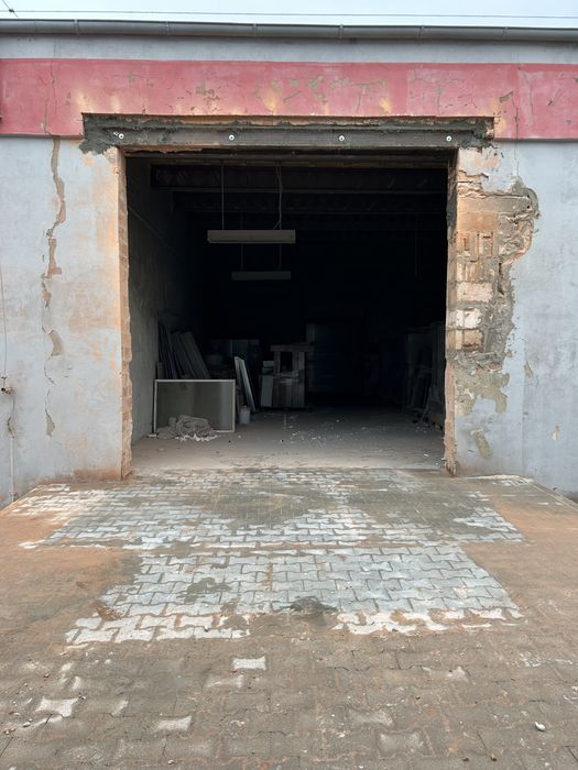 Wiercenie otworów w betonie. Cięcie betonu, otwory drzwiowe i okienne