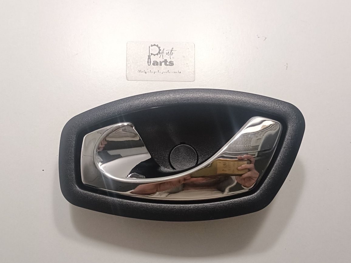 Puxador de porta interior esquerdo Renault Megane/Clio/Scenic/Fluence